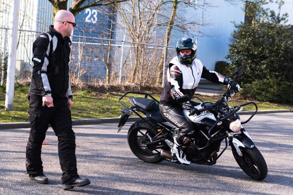 Kledingeisen tijdens motorrijlessen